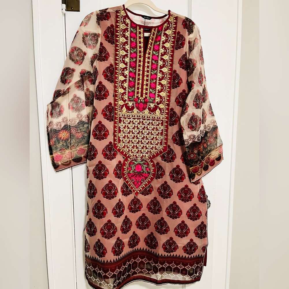 Pakistani party wear